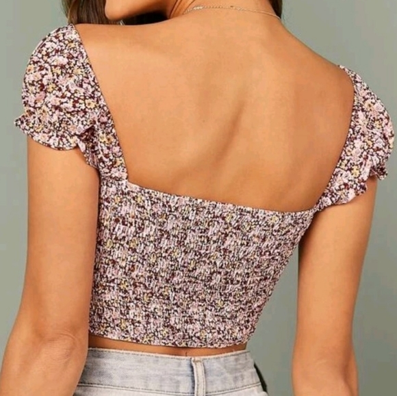 Floral Crop Top - Picture 2 of 4